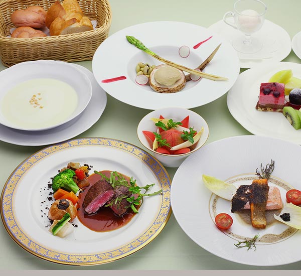 写真:中禅寺金谷ホテルの料理