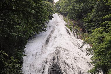 image : Yutaki Waterfall